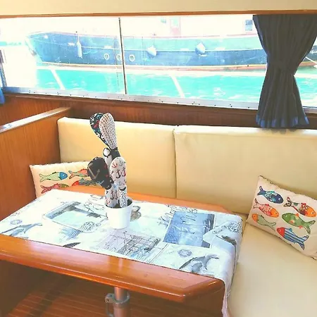 Costanza Boat Marzamemi