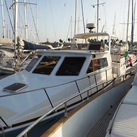 Costanza Boat Marzamemi